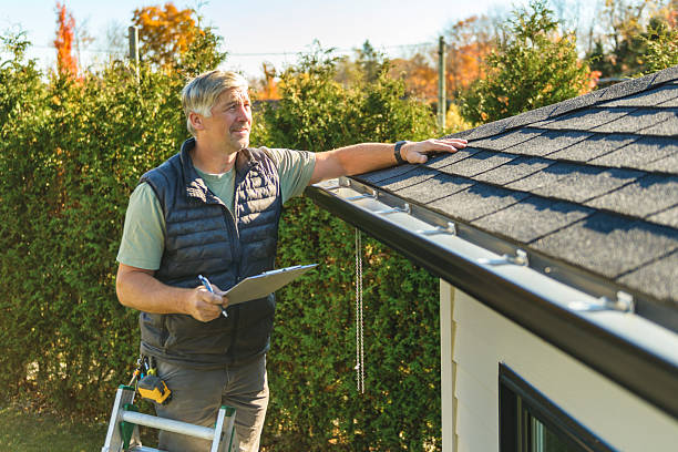 Professional Roofing technician working in Easton, CA